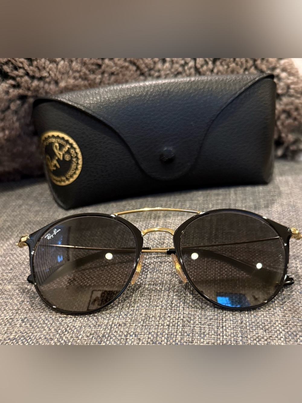 Ray Ban Phantos Black Lenses Gold Metal Frame Double Bridge Sunglasses RB3546